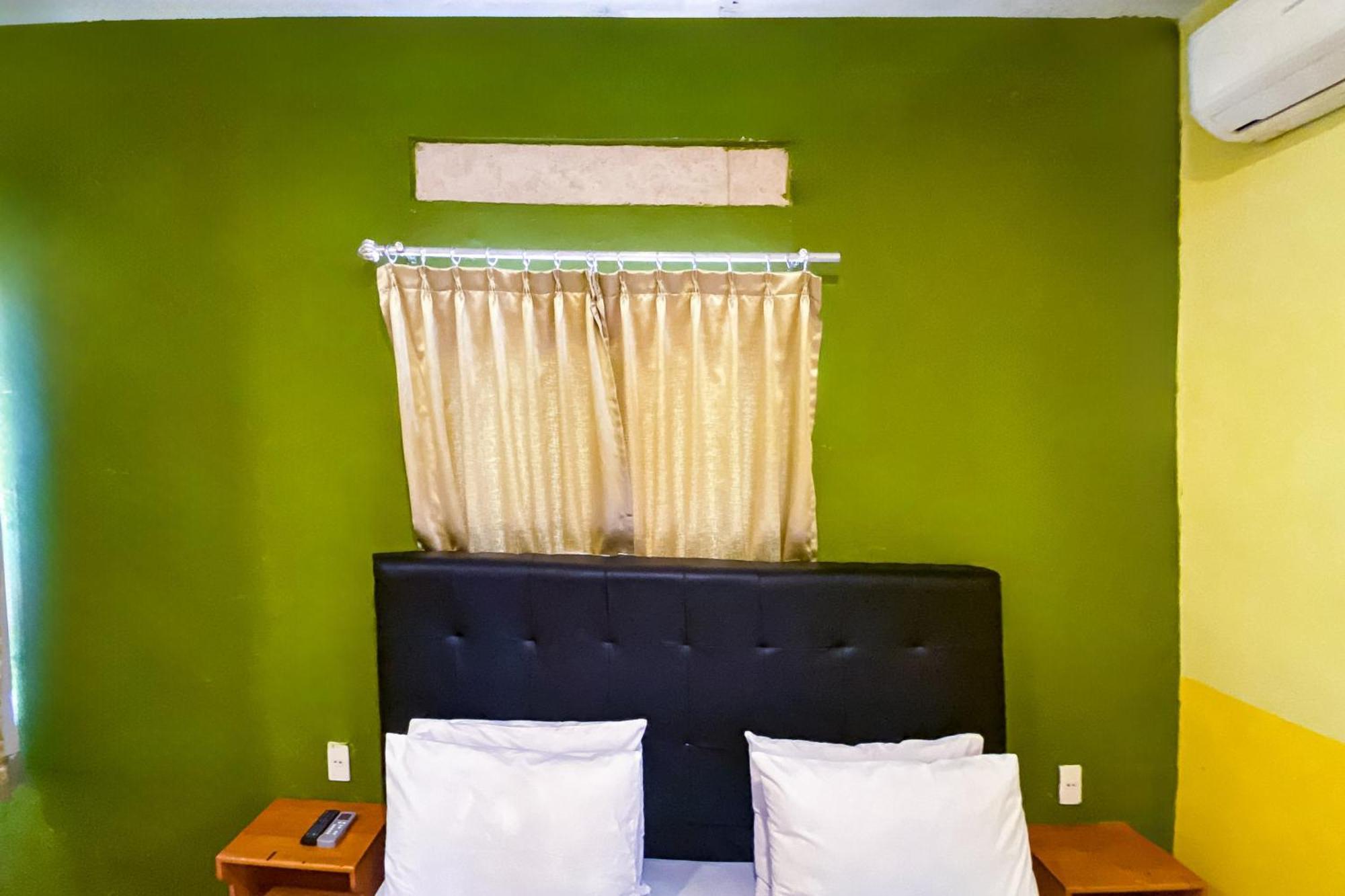 Reddoorz At Sentosa Jaya Helvetia Hotell Medan Exteriör bild