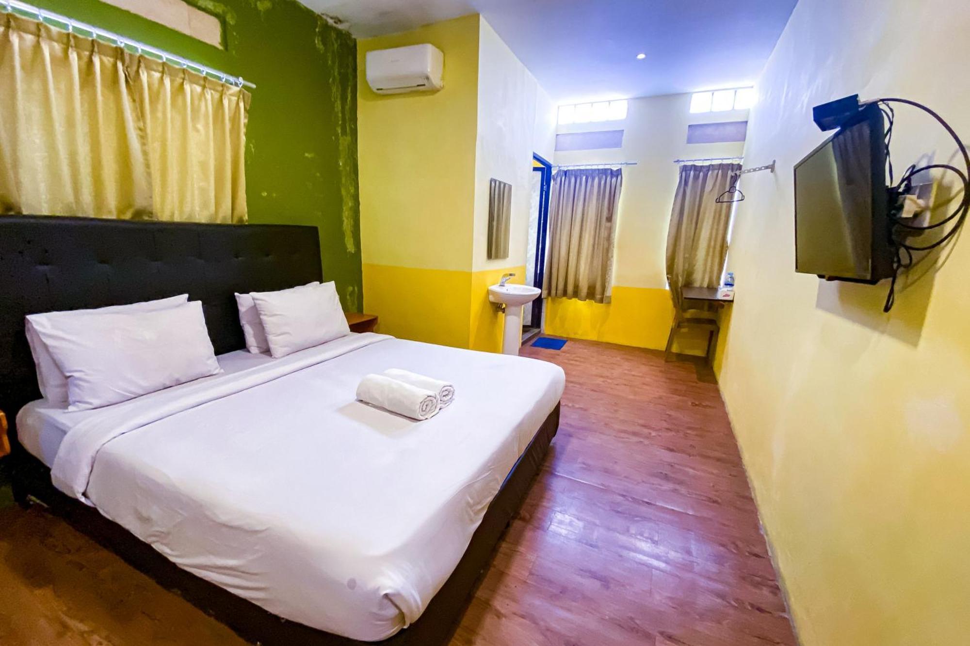 Reddoorz At Sentosa Jaya Helvetia Hotell Medan Exteriör bild